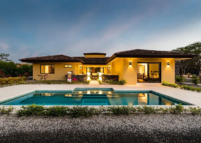 Hacienda Pinilla Vacation Hotel