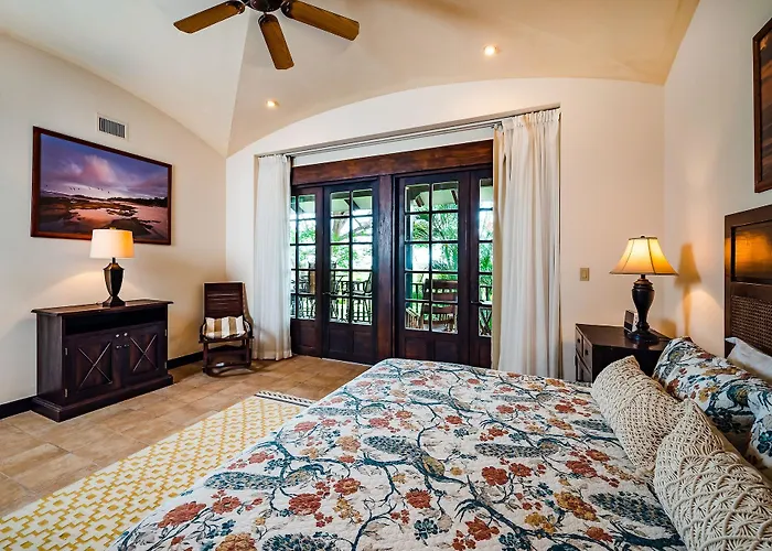 Hacienda Pinilla Vacation Hotel *